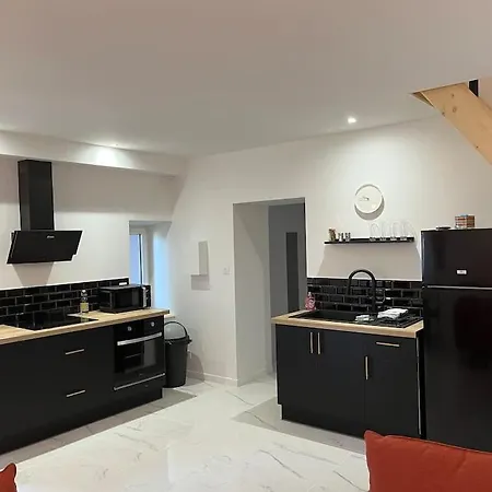 Les Iris D'augustine Apartment